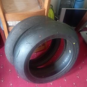 2 Dunlop sport max bike tyres