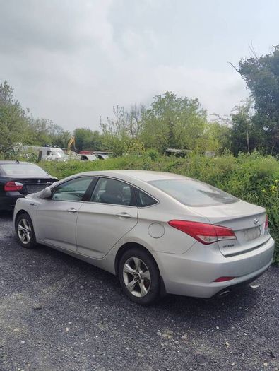 Breaking Hyundai i40 2012 1.7crdi