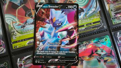 Hisuian Sneasler V ! Ultra Rare ! from Astral Radiance Set ! 2022 ! Pokemon !