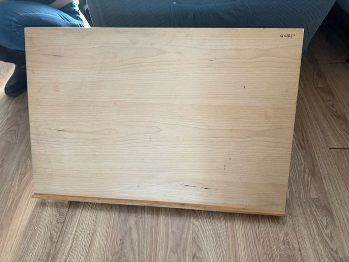 Table top easel