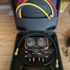 Manifold Gauge
