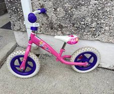 Kids balance bike