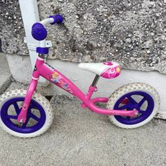 Kids balance bike