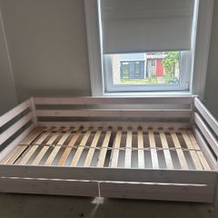 Flexa single bed with drawers