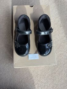 Girls school footwear