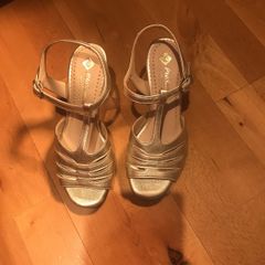 PieSanto ladies heels 34 EU size 1 UK gold