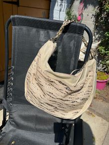 Women's handbag
