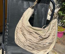 Women's handbag
