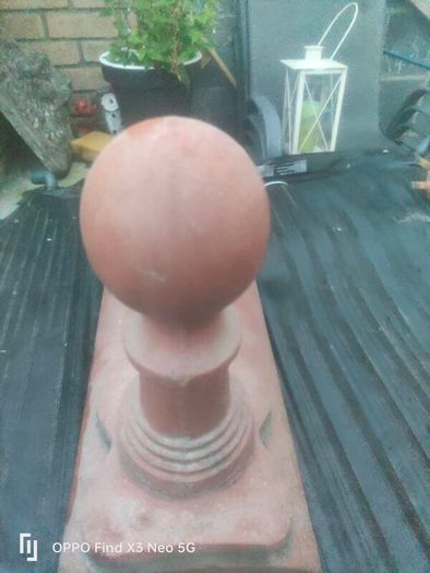 decorative ridge tile with ball finial