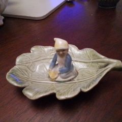 Shamrock Leprechaun on a Leaf Trinket Dish