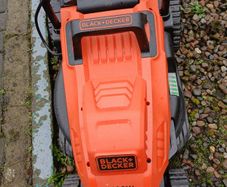 Black and Decker 1400w lawnmower