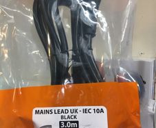 Plug to IEC Power Lead Black 3 Meter