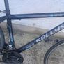 Hybrid bike Image 2