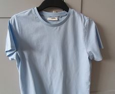 boy's school t-shirt. Height 158cm