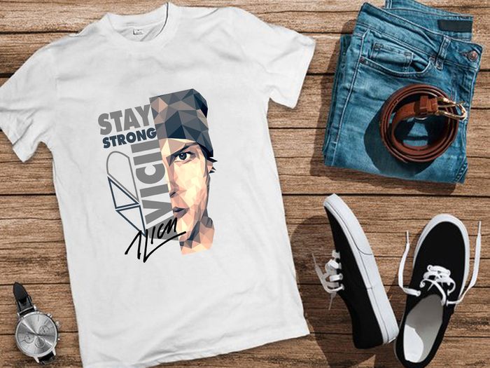 Avicii Dj t-shirt Avicii stay strong t-shirt with Avicii signature autograph t-shirt