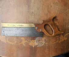 Groves 9" 12TPI saw