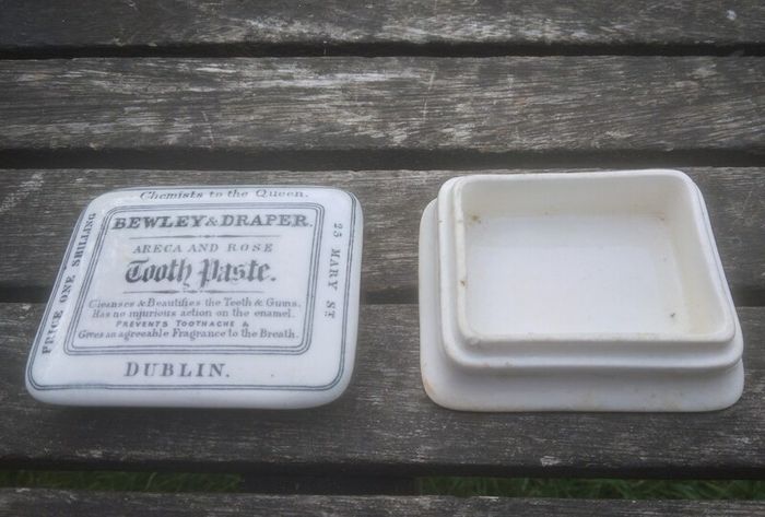 Bewley & Draper Dublin Tooth Paste Pot Lid And Base