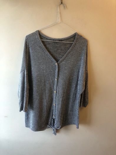 Top (approx size 14)