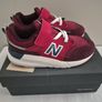 New Balance Shoes Size 9.5 UK Image 3