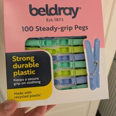 Beldray 100-piece peg set