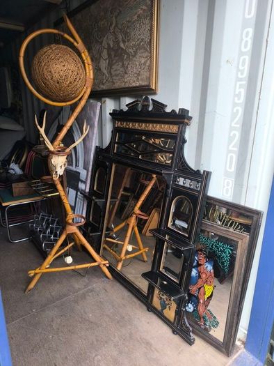 Retro, vintage, antiques - Lusk