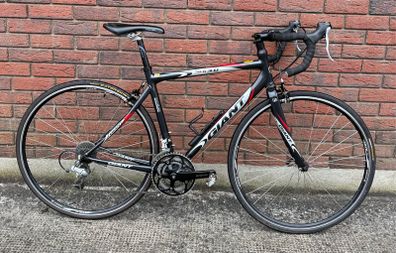 Giant Road Bike