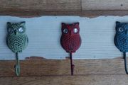 Wall hanger