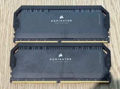 64GB (32GBx2) DDR5 RAM Corsair dominator Platinum CL40 5200MHZ