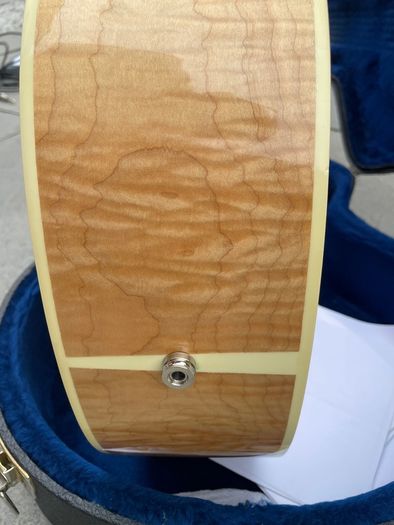 gibson j-185 acoustic guitar