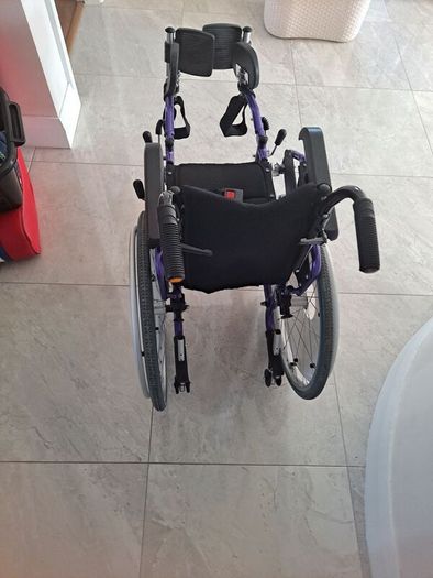 Pediatric wheelchair