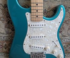 1994 Fender American Stratocaster - 40th Anniversary - Rare Custom Colour