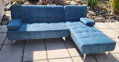 Corner sofa with chaise lounge