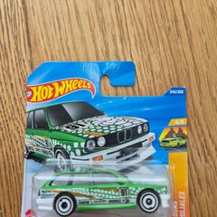 Hot wheels BMW 6euro each