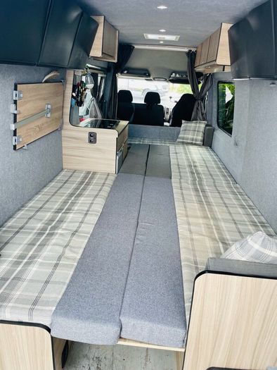 Mercedes Sprinter camper