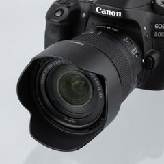 Canon EFS 18-135 Lens Hood