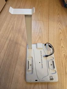 PS5 slim charging stand