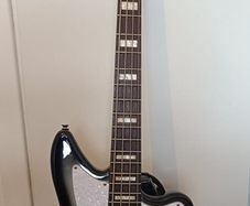 Fender Squier Jaguar bass - Troy Sanders signature model