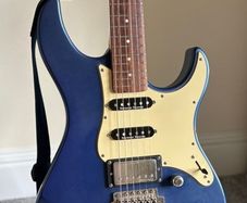 Yamaha PAC612VIIX Pacifica (2021)  Seymour Duncan Pickups