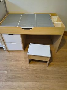 Building Lego Table