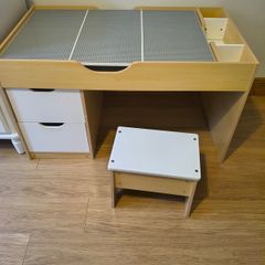 Building Lego Table