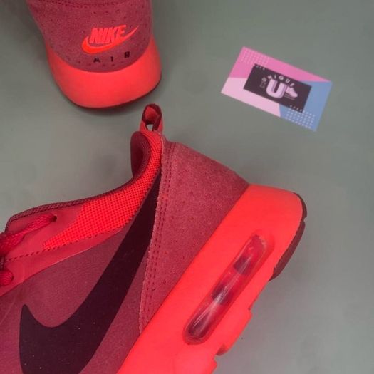 Premium Nike Air Max Tavas Bright Red Burgundy
