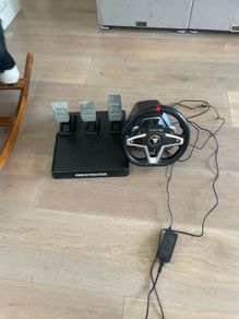 racing sim thrust master