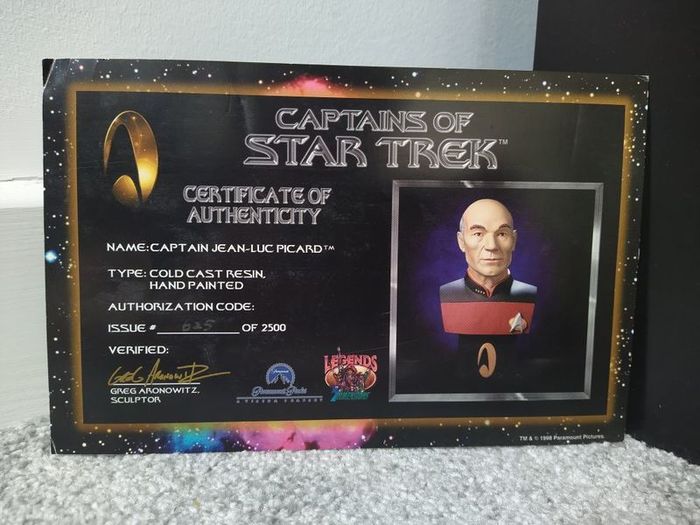 Star Trek The Next Generation - Jean Luc Picard Bust
