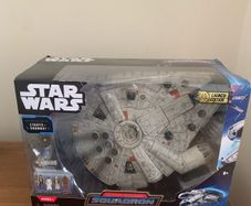 Star wars Millennium Falcon micro galaxy squadron