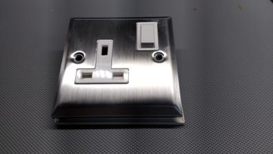 Socket (Brushed chrome)