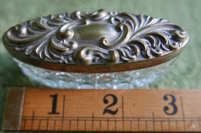 Antique Edwardian Glass Trinket Dish Silver Plate Embossed Lid