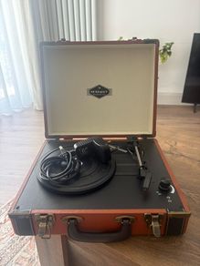 Record player