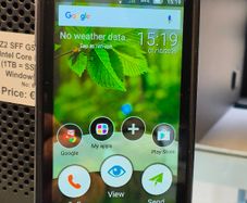 DORO 8030 Black 8GB 4.5" 5MP SOS Easy 4G Android Senior Smartphone Unlocked to All Networks