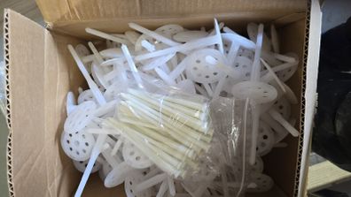 External insulation fasteners 8x130/160