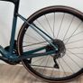 Giant defy advanced 2 carbon road bike Image 4